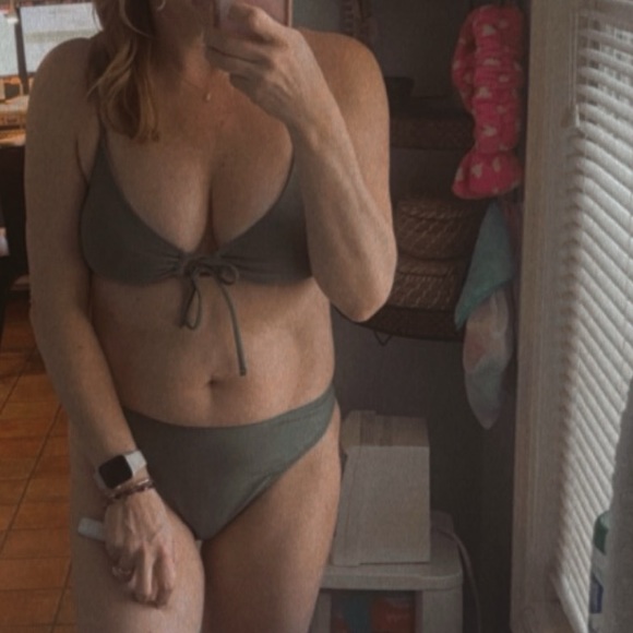 Bathing Suit - Picture 10 of 15